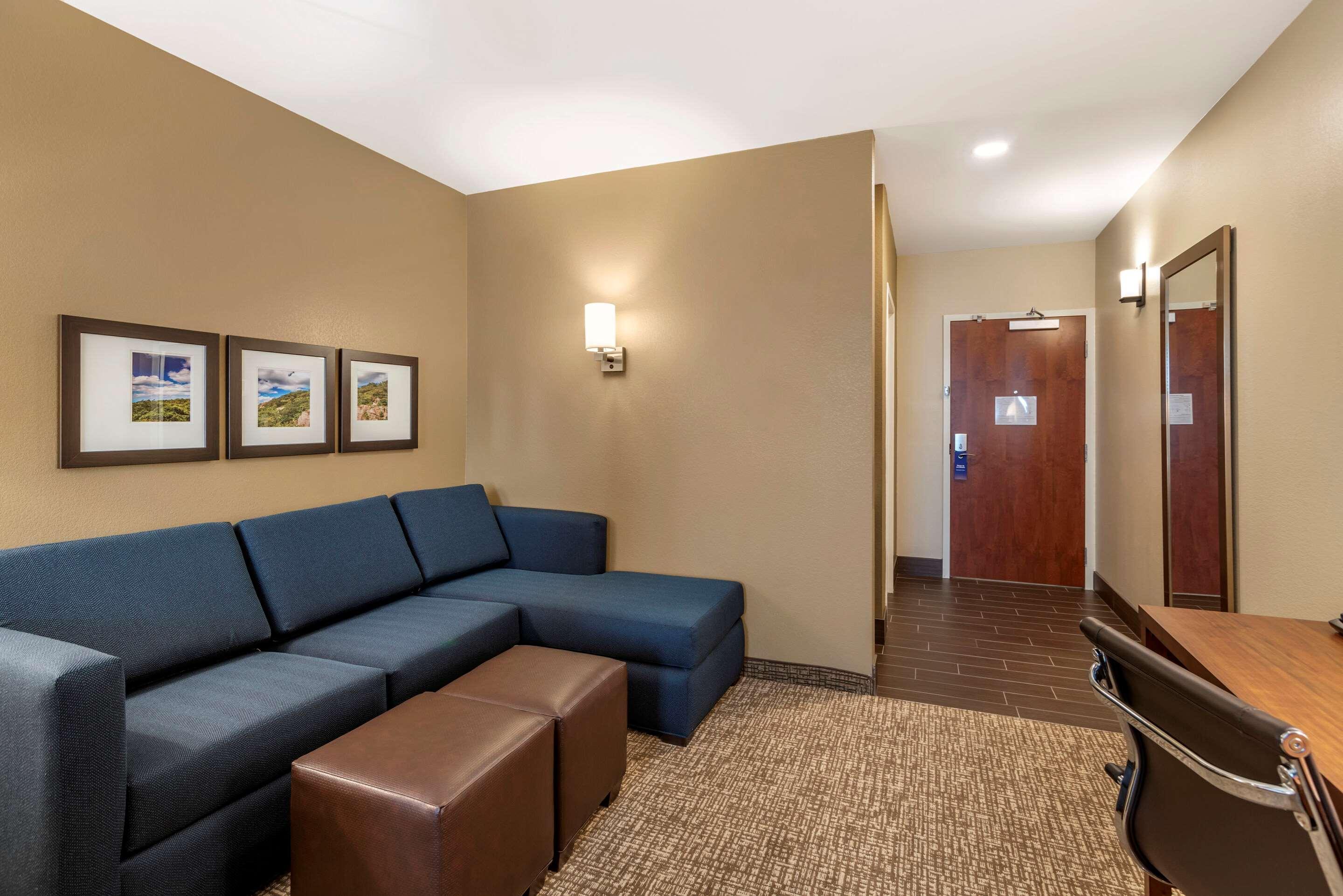 Comfort Inn & Suites Winchester Extérieur photo